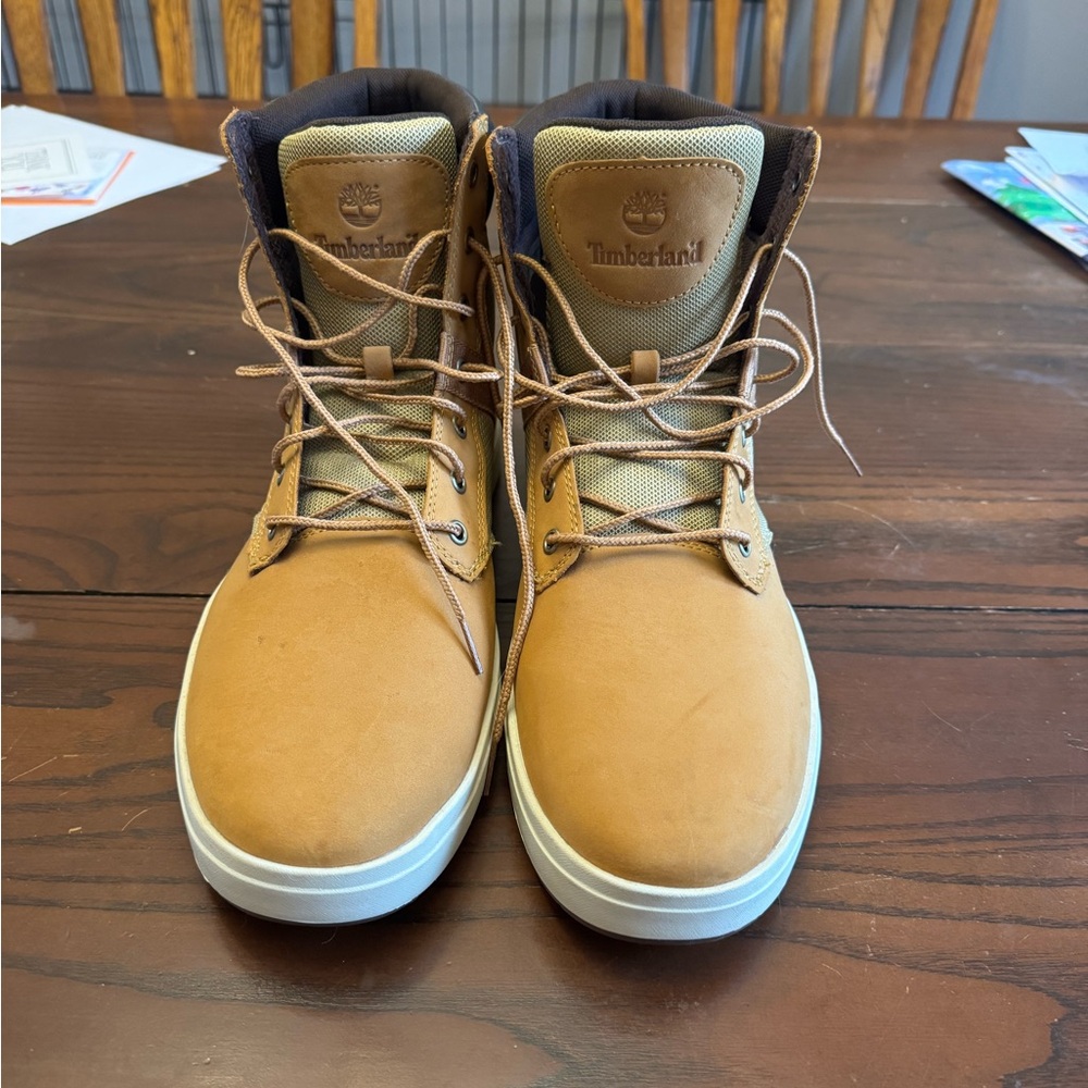 Timberland Men's Brown and Tan Boots